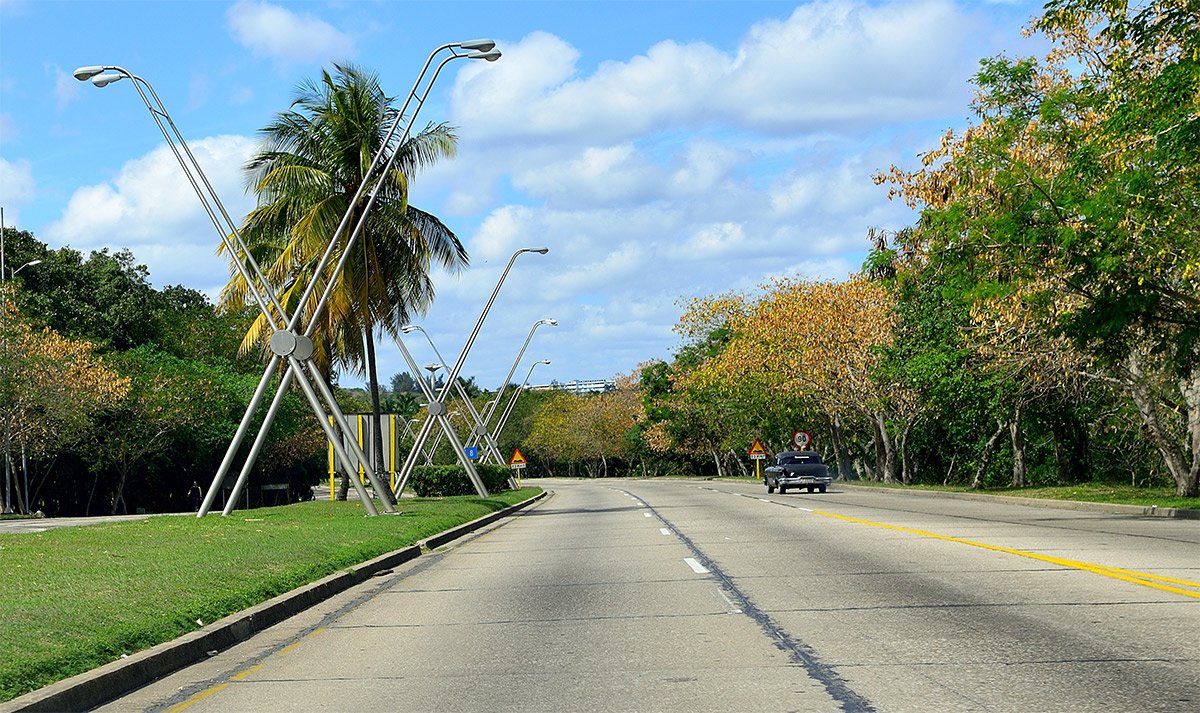 Автодороги Кубы. Сьенфуэгос - Гавана. - DSC_3139_00001F.jpg