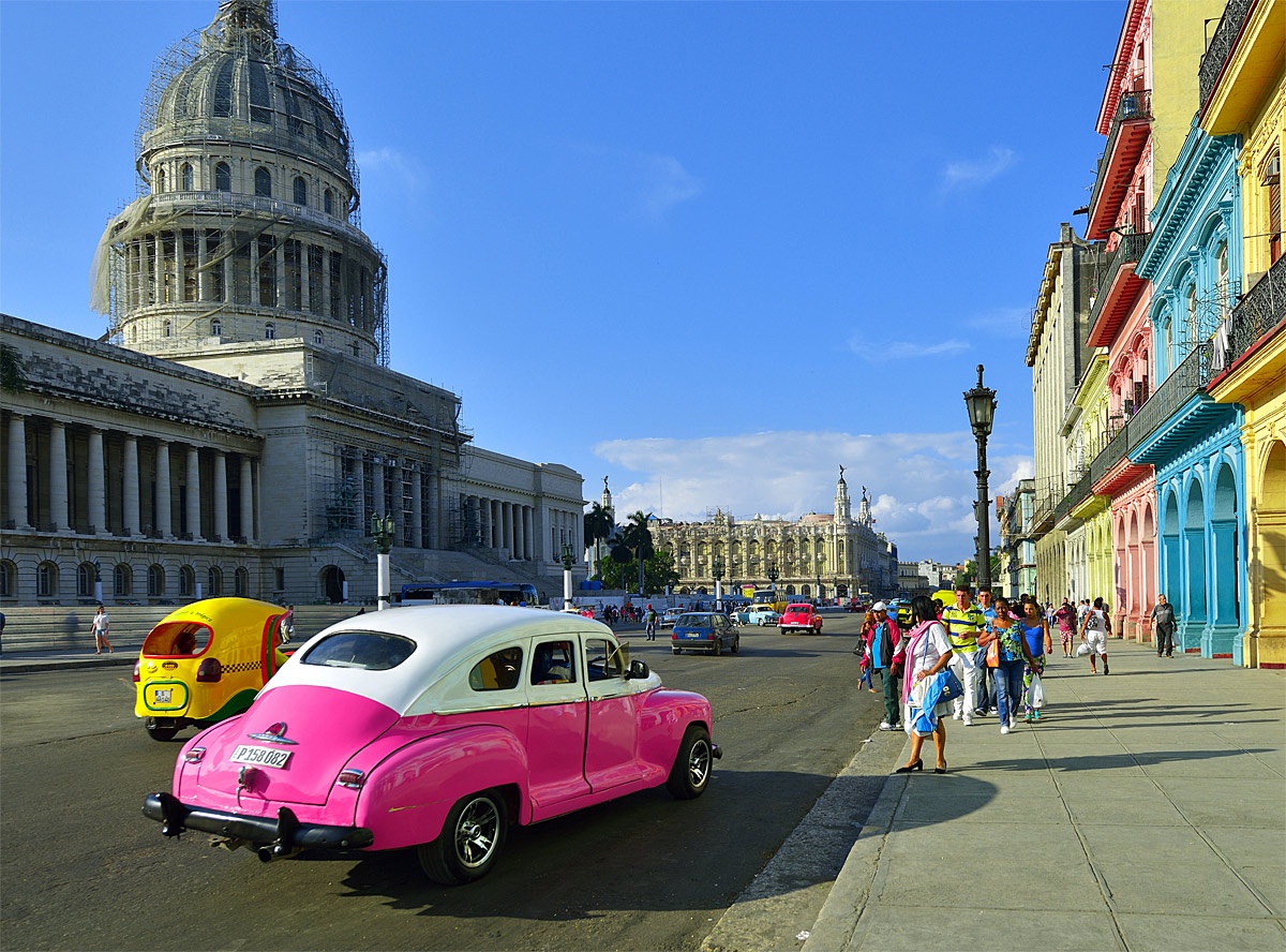 У Капитолия. Гавана. Куба. Havana. Cuba.