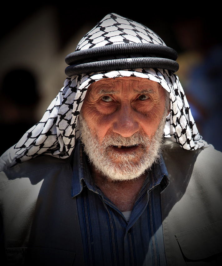 Портрет старого араба