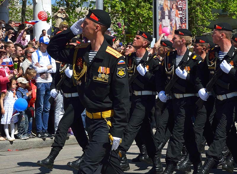 Севастополь 9 мая 2015. Морская пехота на параде Победы. 60 - DSC_8237NTGSF.jpg