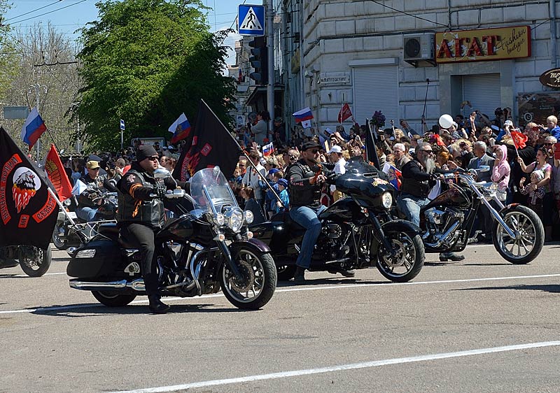 Парад в Севастополе 9 мая 2015. Ночные волки . 134 - DSC_8454NOFS.jpg