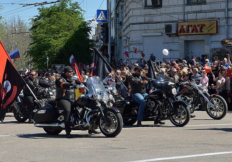 Парад в Севастополе 9 мая 2015. Ночные волки . 135 - DSC_8455NOFS.jpg