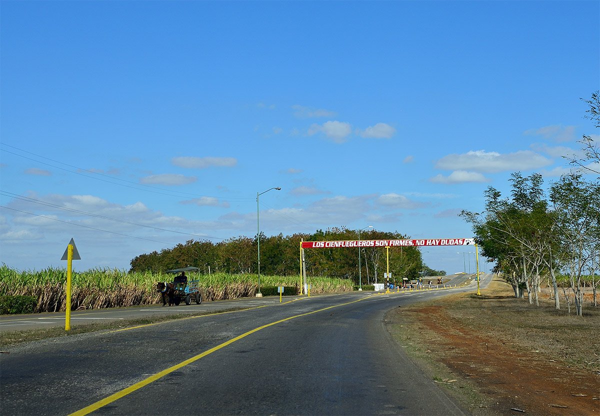 Автодороги Кубы. Сьенфуэгос - Гавана. - DSC_3005_00001F.jpg