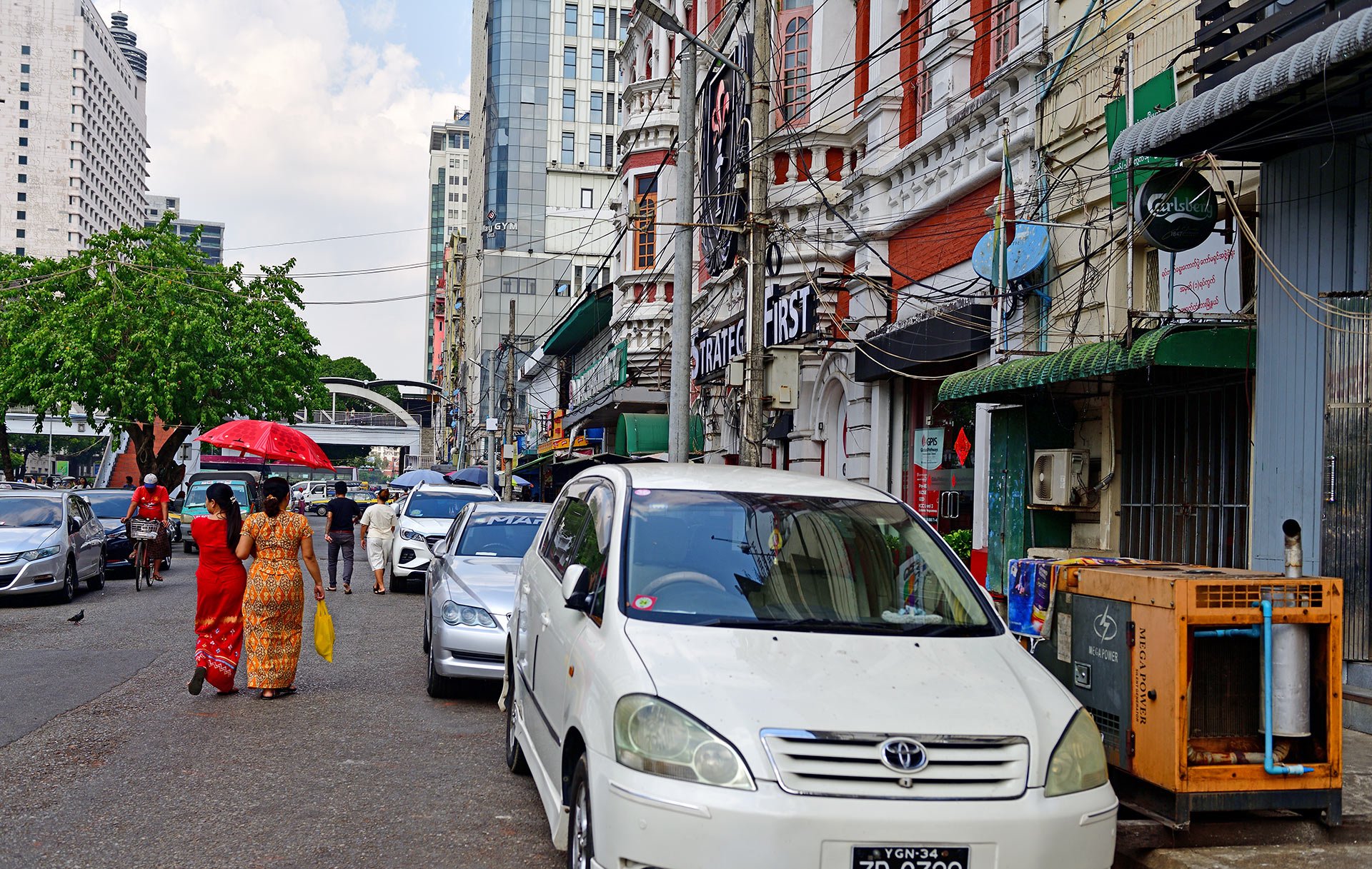 Пагода Суле и окружение. Янгон. Sule Pagoda. Yangon. 7 - DSC_5419_00001G.jpg