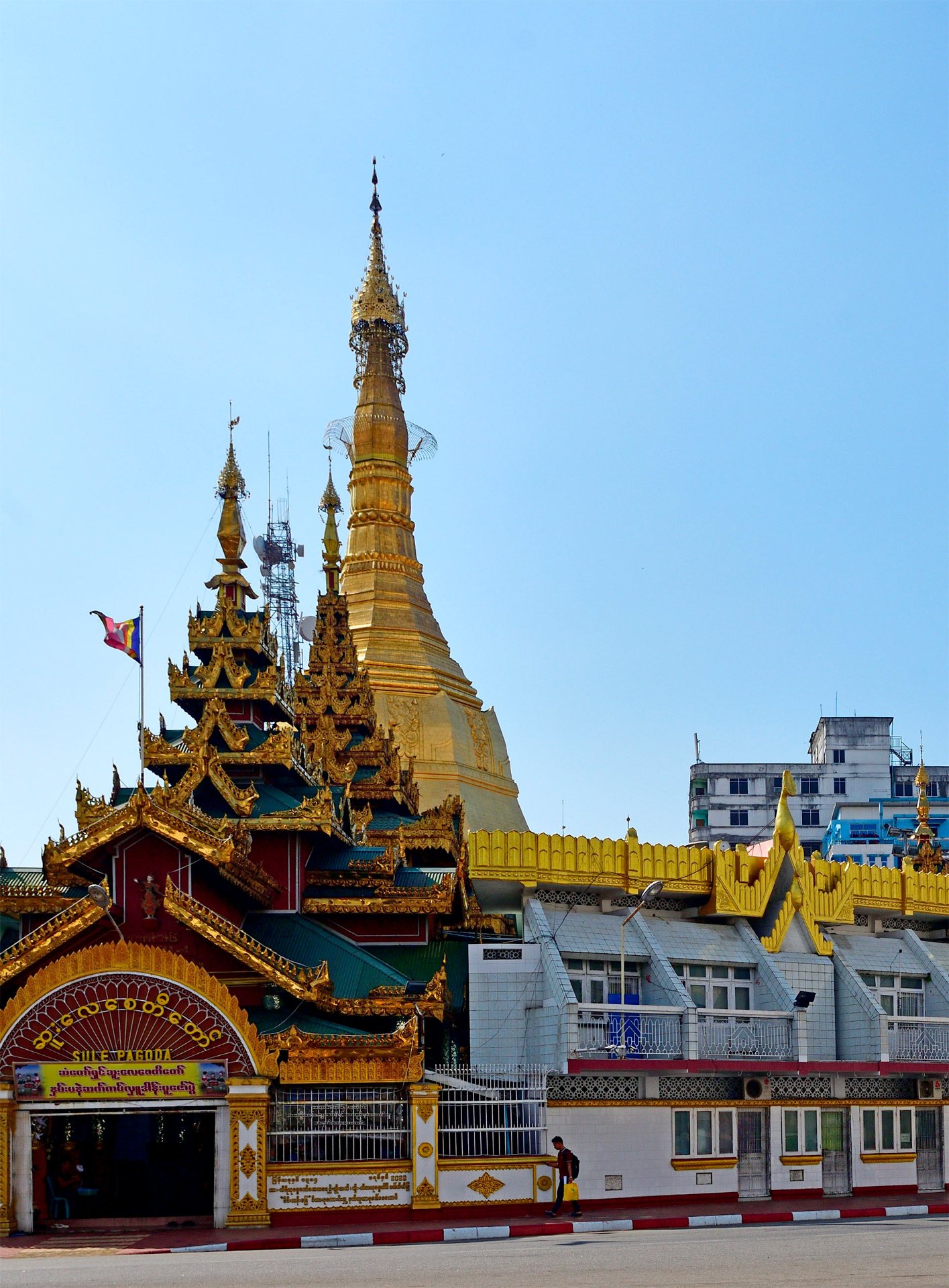 Пагода Суле. Янгон. Sule Pagoda. Yangon. 8 - DSC_5620_00001AGF.jpg