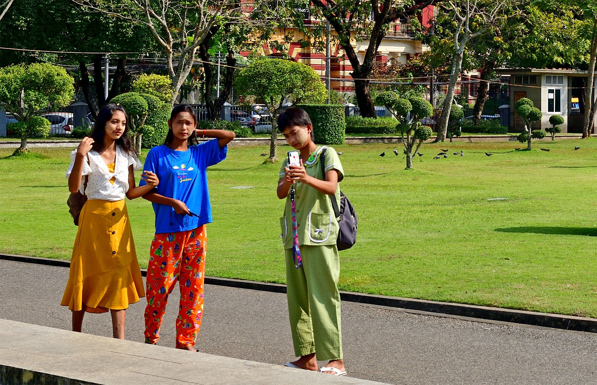 Пагода Суле. Янгон. Sule Pagoda. Yangon. 24A - DSC_5597_00001G1.jpg