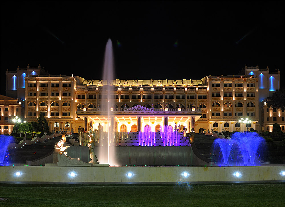 Шоу фонтанов. Мардан Палас. 1. Night Mardan Palace.