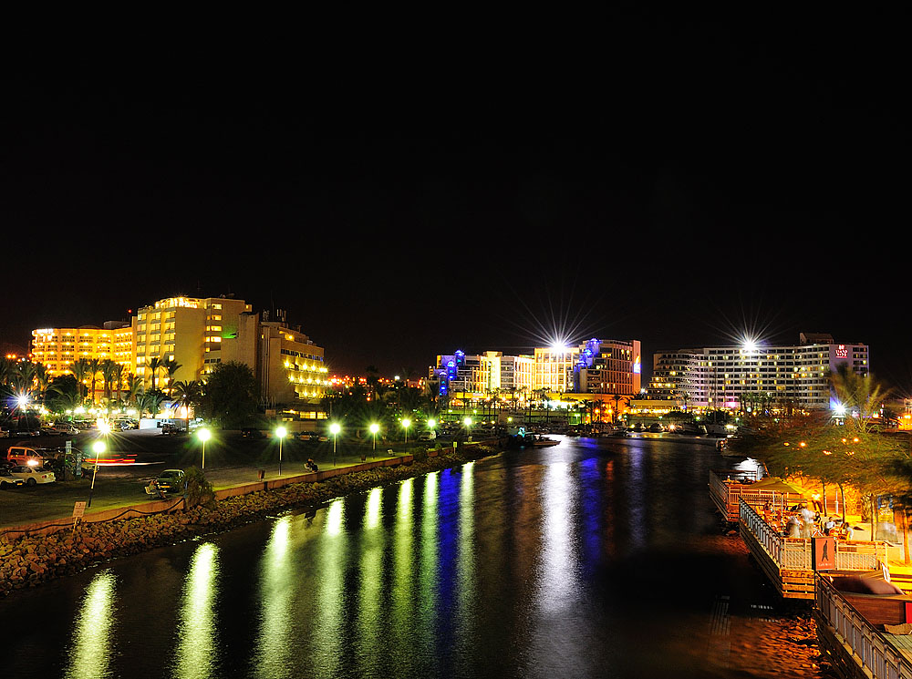 Эйлат ночью. Eilat.