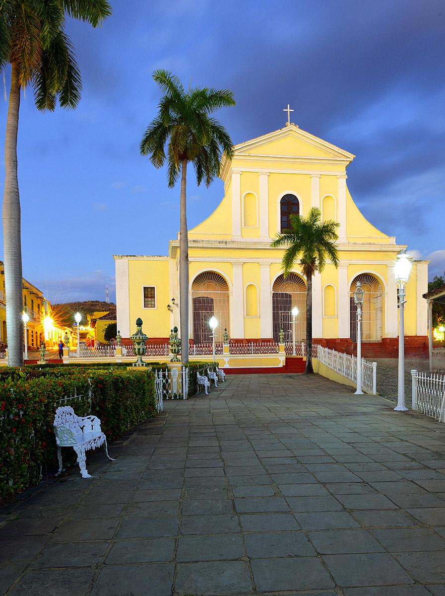 Тринидад на закате. Trinidad at sunset.