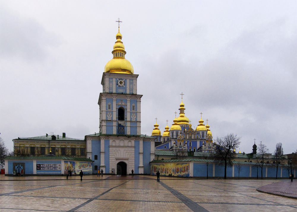 Михайловский монастырь