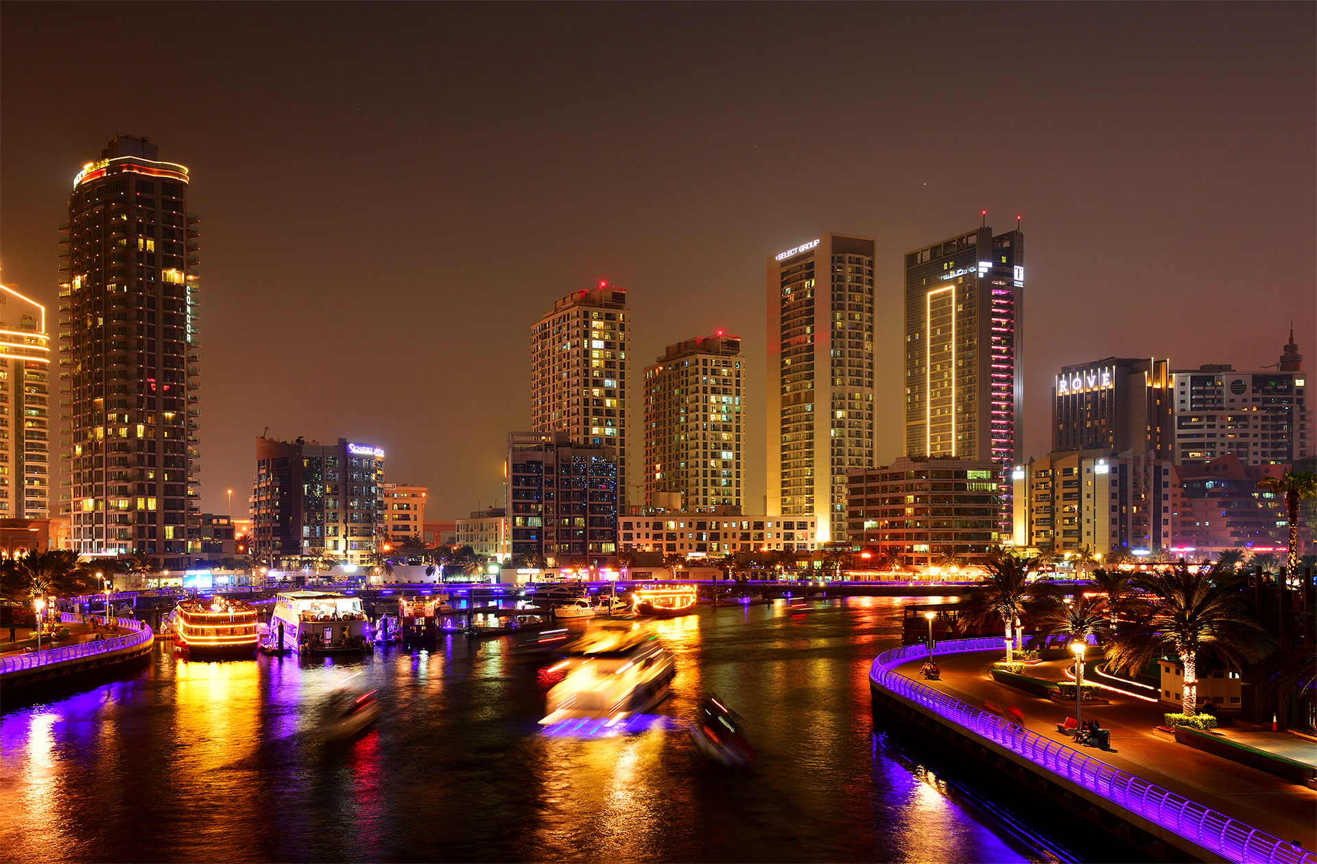 Марина Дубая на закате. Dubai Marina at sunset. 2