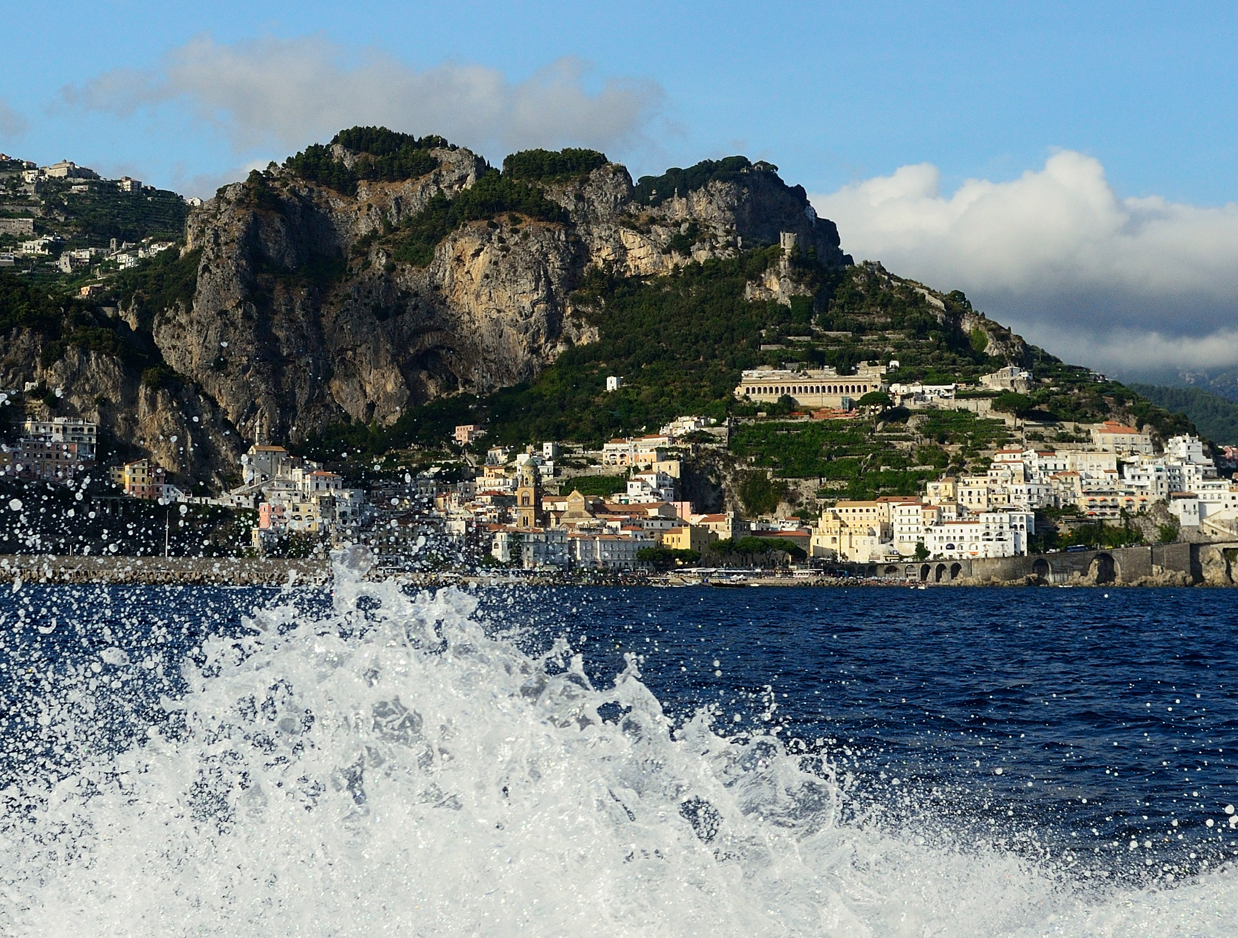 Амальфи с моря. 100% кроп. Amalfi.
