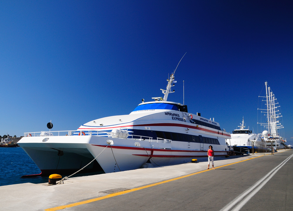 На причале. Родос. Rhodes. Ferry.