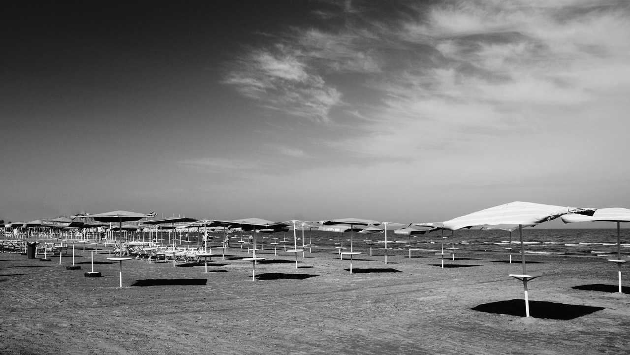 Пустынный пляж. Ларнака. Empty Beach. Larnaka.