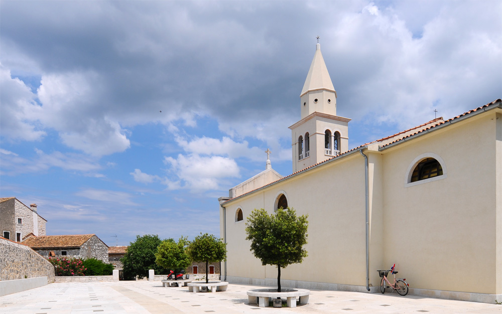 Церковь Св. Бернарда. Фунтана. Хорватия.