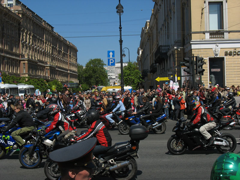 Парад на Невском. Мотоциклисты.