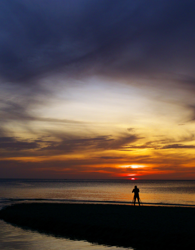 Фотограф на закате. Ко Ланта. Koh Lanta Sunset. 2