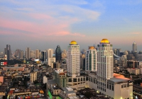 Бангкок на закате с высоты 110 метров. Таиланд.Bangkok at sunset from a height of 110m. Thailand.