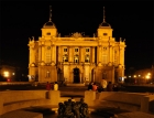 Хорватский народный театр. Фасад. Night Zagreb.