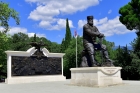 Памятник Александру ...