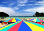 Зонтики. Пляж Ло Далум. Остров Пи Пи. Umbrellas. Phi-Phi. Loh Dalum Beach.